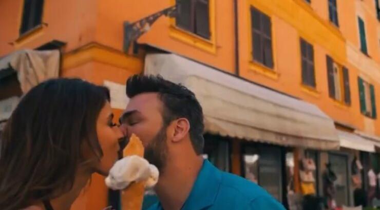 Γιώργος Σαμπάνης - Ιωάννα Σαρρή: Διασκέδασαν αγκαλιά στα μπουζούκια [εικόνες]