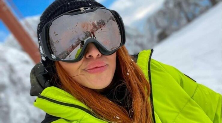 Κάνει snowboarding στο κατάλευκο Τρόοδος η Κάλια Ελευθερίου και εντυπωσιάζει! [εικόνα & βίντεο]