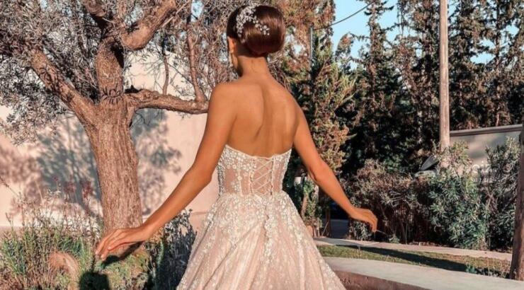 Επώνυμη Ελληνίδα αποκάλυψε δημόσια: "Παντρεύομαι στις 27 Μαΐου" [εικόνα]