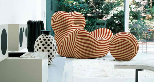 Η καρέκλα του 1969 επιστρέφει (ακόμα μια φορά) στις προτιμήσεις, και όχι άδικα