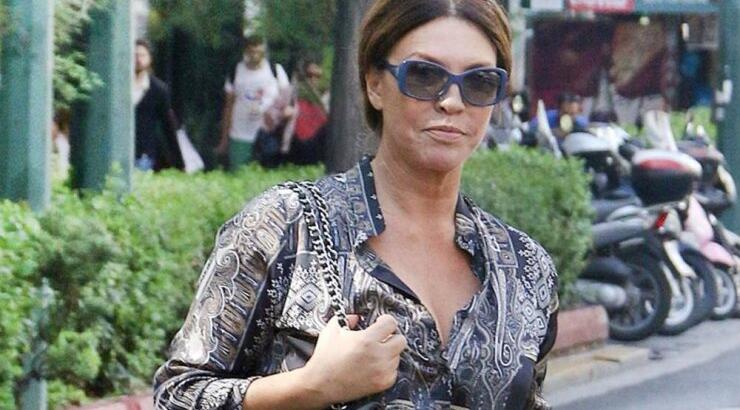 Η Βάνα Μπάρμπα υιοθέτησε δύο αγόρια!