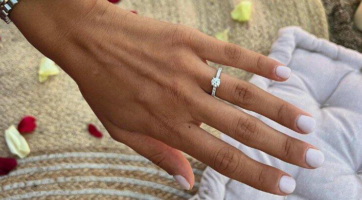 Εγκυμονούσα Κύπρια μόλις δέχτηκε πρόταση γάμου από τον σύντροφό της! [εικόνες]