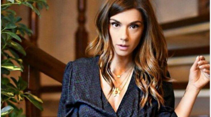 Βάσω Λασκαράκη: Ποζάρει με μαγιό και μας δείχνει τους κοιλιακούς της!