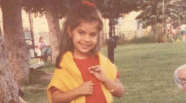 Αναγνωρίζετε ποια κούκλα γνωστή Κύπρια είναι το κοριτσάκι στη φωτογραφία;