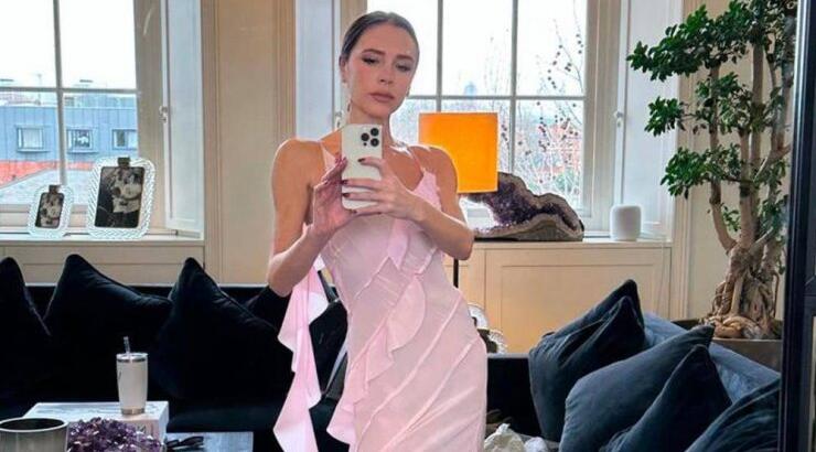 Victoria Beckham: Η γκαρνταρόμπα της είναι μία off-white κομψή πανδαισία [εικόνες]
