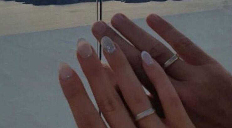 Οι φήμες που θέλουν νιόπαντρο ζευγάρι της ελληνικής showbiz να περιμένει το πρώτο του μωράκι!