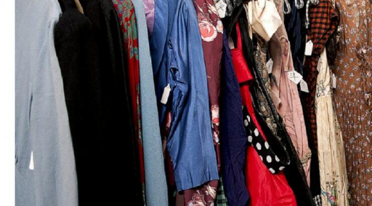 Ψωνίζουμε ρούχα σε πολύ καλές τιμές... για καλό σκοπό!