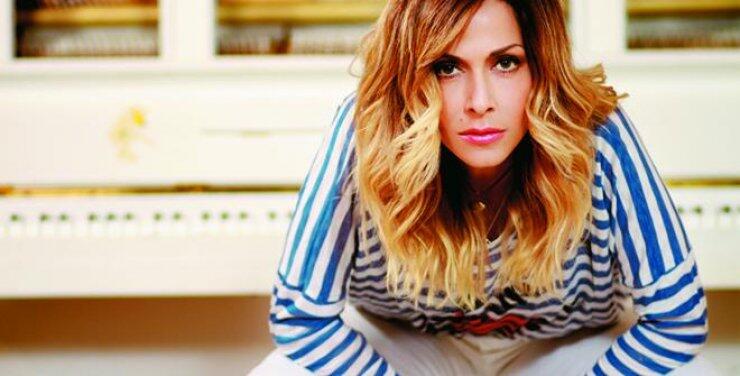 Η Άννα Βίσση σε καλοκαιρινή περιοδεία