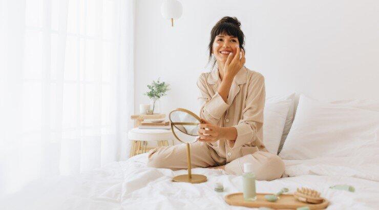 Αυτό είναι το απόλυτο μυστικό για λάμψη και αναζωογόνηση πριν τις γιορτές