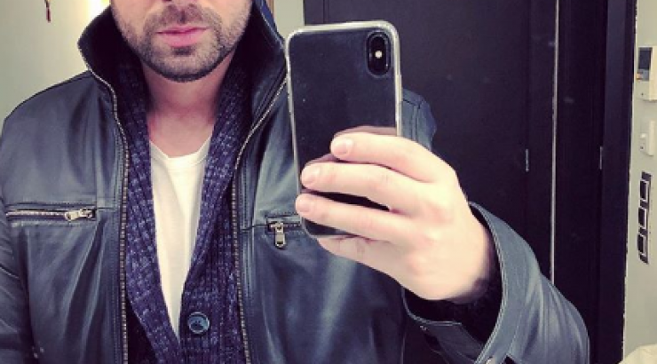 Το μήνυμα του Ηλία Βρεττού μέσα από το νοσοκομείο μετά το διπλό χειρουργείο στο οποίο υπεβλήθη!