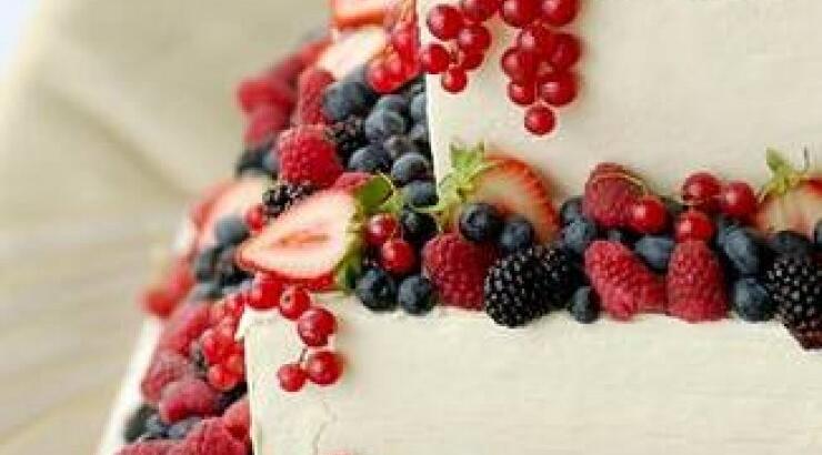 Γαμήλια τούρτα από φρούτα: το νέο trend