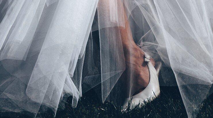 Nυφικά παπούτσια: Οι τάσεις για το 2022!