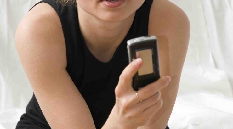 Tεστ: Πώς ο αριθμός του κινητού τηλεφώνου δείχνει την ηλικία σου; 