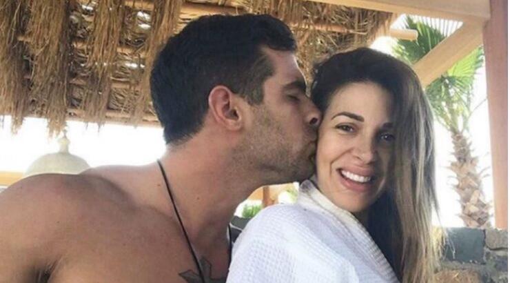 Ετεοκλής Παύλου: Η πρώτη φωτογραφία με την κορούλα του αμέσως μετά τη γέννηση της