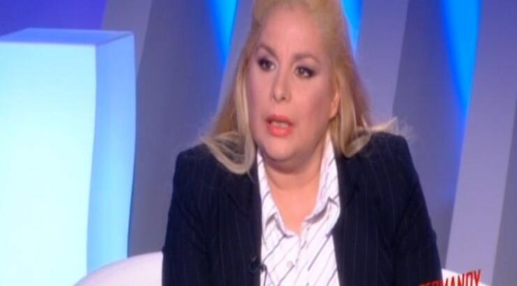 Σκάνδαλο: Η Τζένη Χειλουδάκη αποκάλυψε ότι είχε ερωτική σχέση με την Κάρλα Μπρούνι