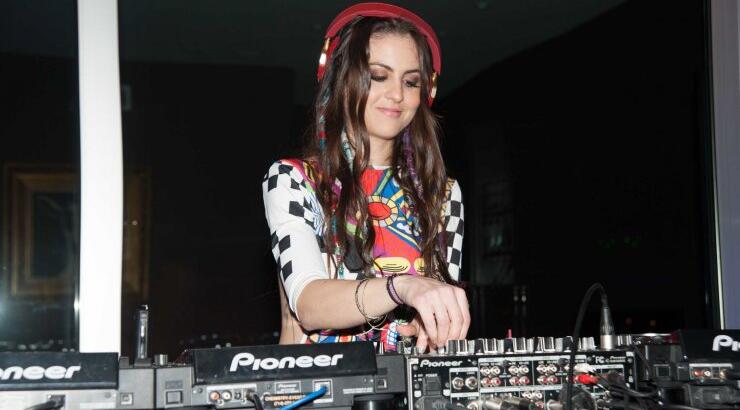 Η Xenia Ghali στο party του βασιλιά του instagram