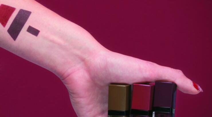 Bourjois: Αυτές τις γιορτές, εντυπωσιάστε με γιορτινά χείλη, βλέφαρα και νύχια!