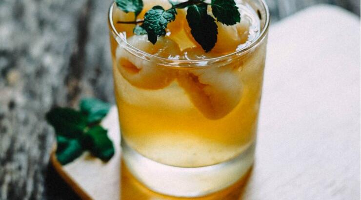 Χριστούγεννα και αλκοόλ: Όλα όσα πρέπει να γνωρίζουμε