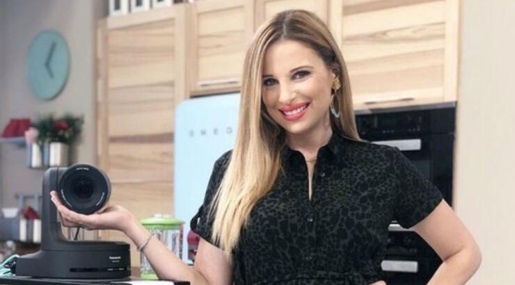 Μείναμε άφωνοι! Χριστιάνα Αριστοτέλους: Δεν θα πιστεύετε που την πήρε ο ύπνος! [βίντεο]