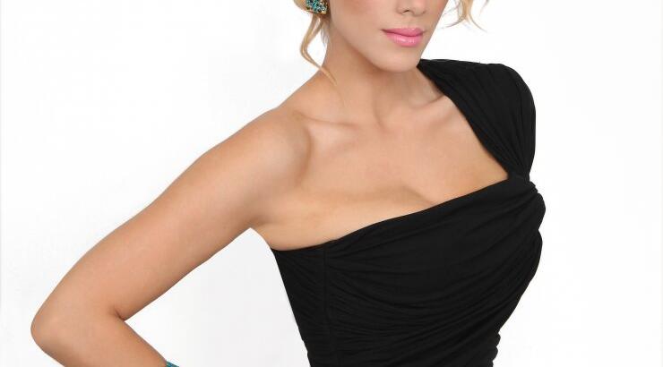 Χριστίνα Δημητρίου: Προκαλεί αναστάτωση στην παραλία!