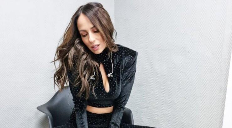 Χριστίνα Κυριάκου: Η μοντέρνα αισθητική στο σαλόνι του σπιτιού της! [εικόνα]