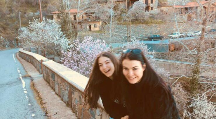 Χριστίνα Παυλίδου: Θυμάται συγκινημένη περιστατικό σε γύρισμα με την κόρη της, Μαρία [εικόνες]