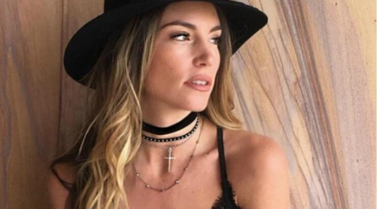 Η αποκάλυψη που έκανε και δεν γνωρίζαμε! Η Αθηνά Οικονομάκου παντρεύεται για τρίτη φορά! [εικόνες]