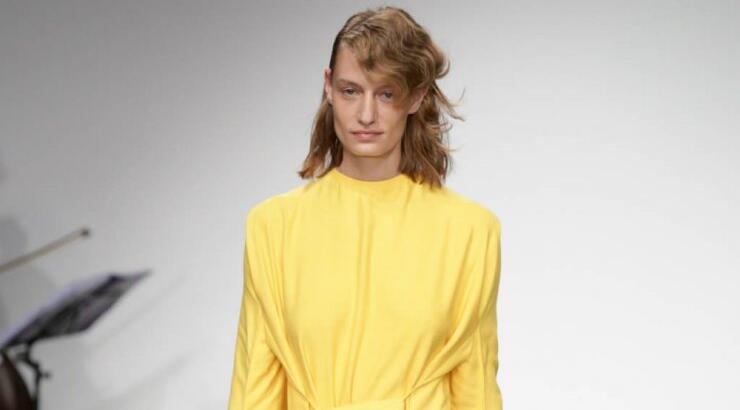 Φόρεσε το πιο γλυκό κίτρινο για τις πιο χαριτωμένες εμφανίσεις