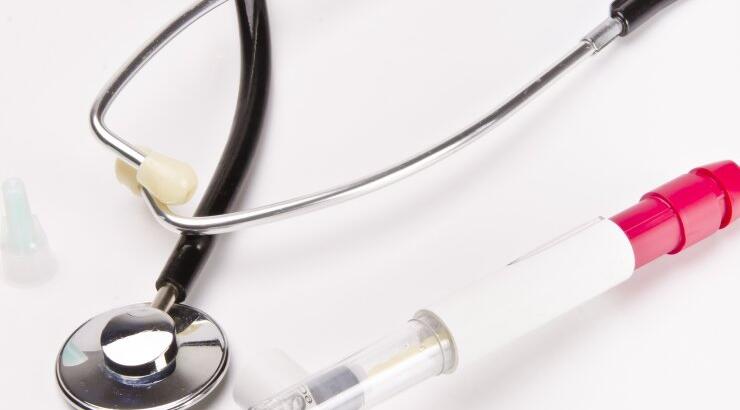 Ανακάλυψη (με ελληνική συμμετοχή) υπόσχεται νέα φάρμακα για τη σκλήρυνση κατά πλάκας 