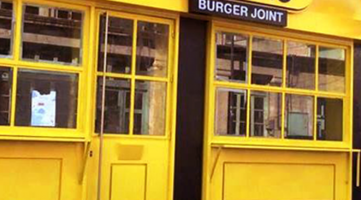 Classic Burger Joint: Για τους λάτρεις των burgers