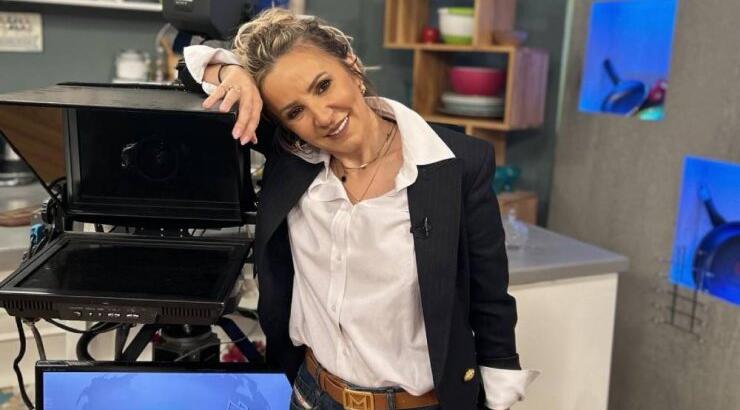 Γιώτα Δαμιανού: Η κόρη της Σεμίνα έγινε 14 – Το υπέροχο στιγμιότυπό τους  