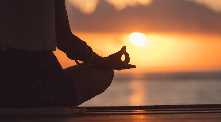 Γιόγκα δίπλα στη θάλασσα – Η απόλυτη καλοκαιρινή εμπειρία! 