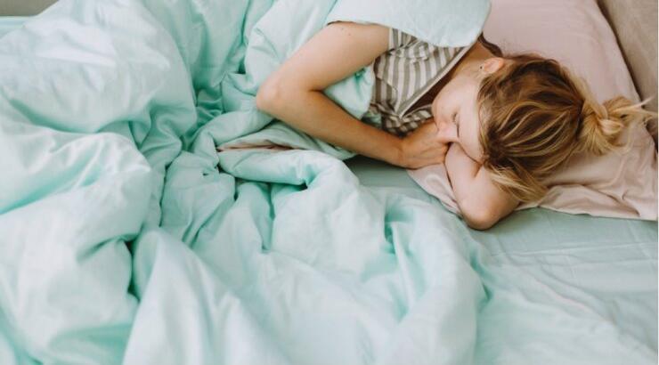 Πέντε λόγους που δεν πρέπει να κοιμάσαι νηστική