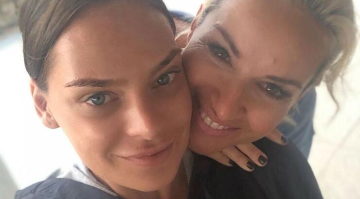 Μαρία Μπεκατώρου: Το πιο γλυκό στιγμιότυπο με την κόρη Ρέμου – Μπόσνιακ! [εικόνα]