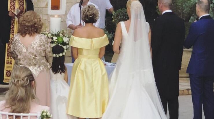 Ζευγάρι της ελληνικής showbiz παντρεύτηκε μετά από πολλά χρόνια που είναι μαζί! [εικόνες & βίντεο]