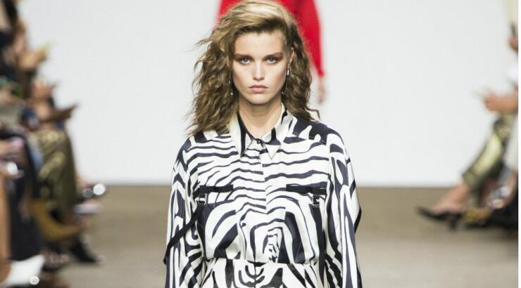 To zebra shirt dress για όλες τις ώρες