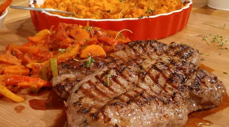 Steak chacalak με γλυκοπατάτες