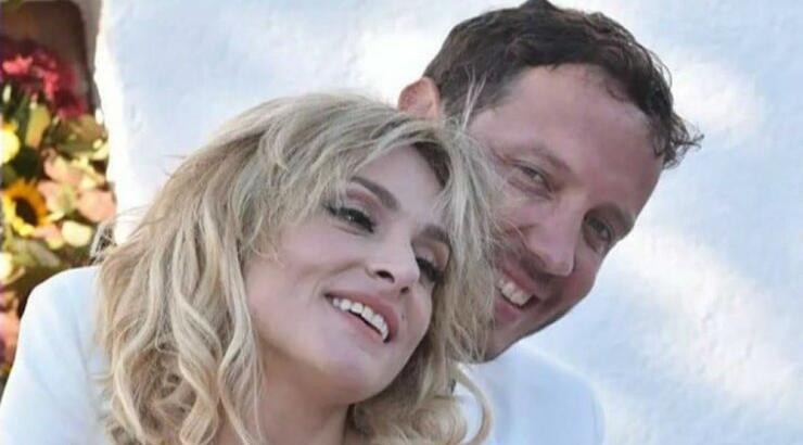 Ελεωνόρα Ζουγανέλη - Σπύρος Δημητρίου: Είδαμε πως περνάνε δημιουργικά την καραντίνα στο σπίτι τους [βίντεο]