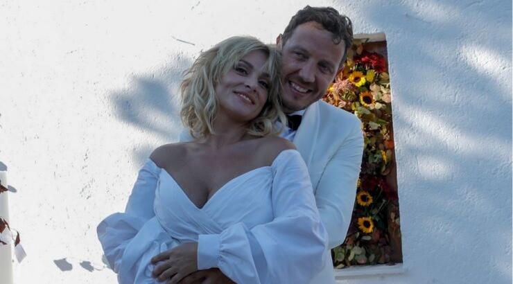 Ελεωνόρα Ζουγανέλη: Είναι έγκυος; Η απάντηση που δίνει ο σύζυγός της [βίντεο]