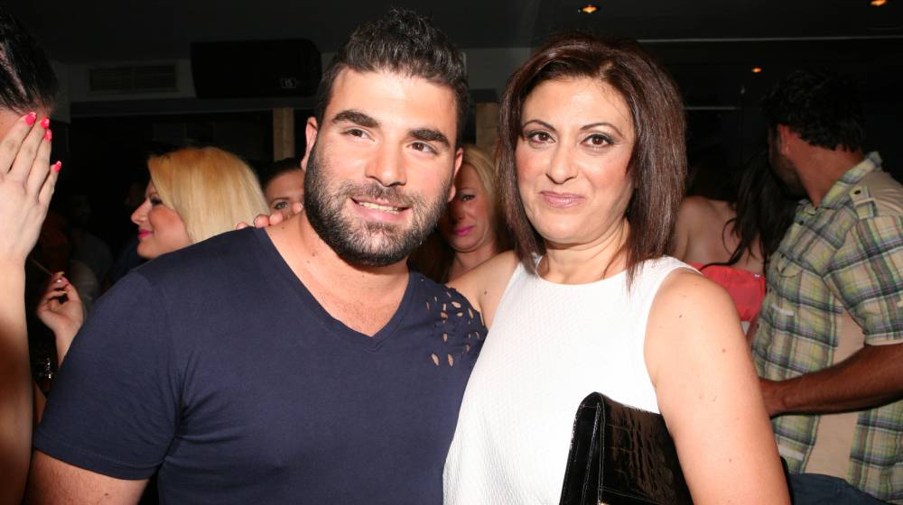 Συγκλονίζει η μητέρα του Παντελή Παντελίδη 9 χρόνια μετά τον θάνατό του [βίντεο]