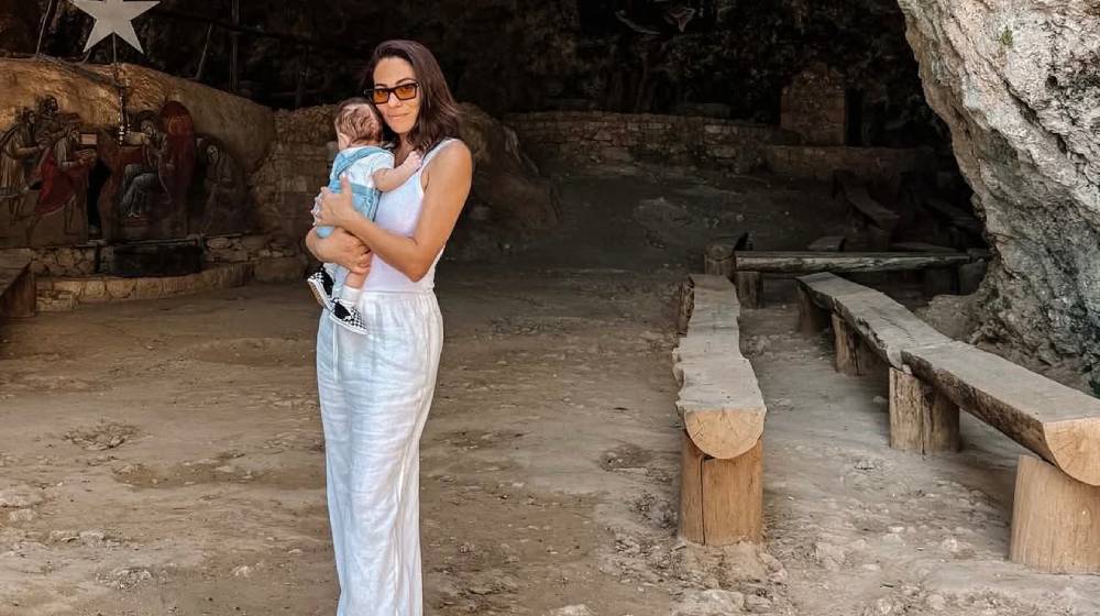 Βαλαβάνη: «Θέλω πάρα πολύ να πάμε στο ίδιο σπήλαιο που παντρευτήκαμε να κάνουμε και την βάπτιση» [βίντεο]