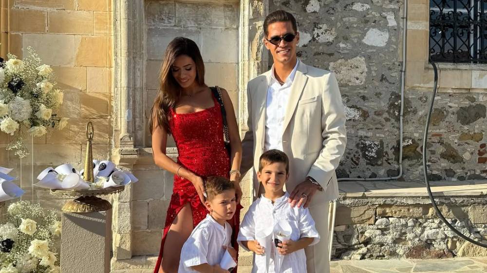 Πιέρος Σωτηρίου: Η βραδινή έξοδος για τα γενέθλια της αδερφής του και οι τρυφερές ευχές [εικόνα] 