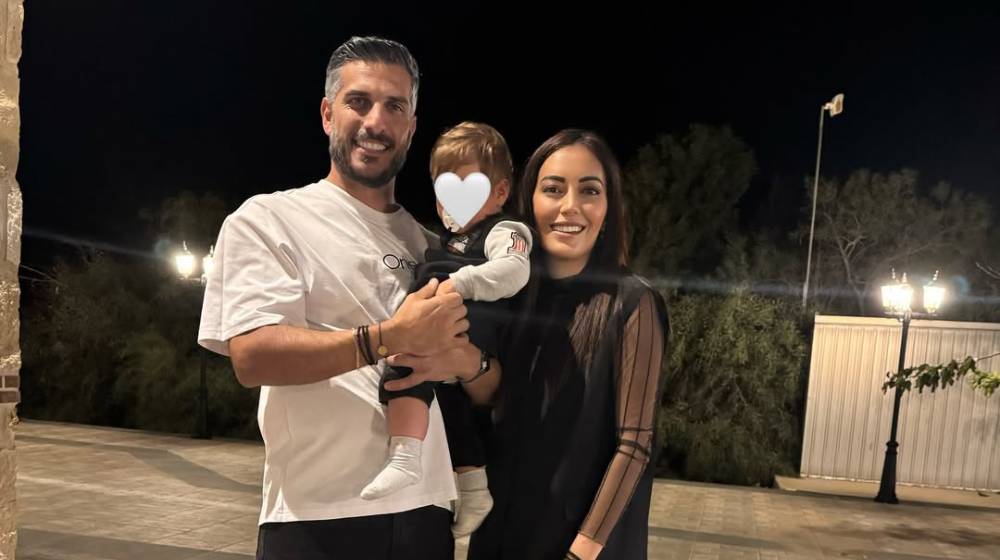 Άλκης Χρήστου - Δέσποινα Χατζηζαχαρία: Το στολίδι που ξεχωρίζει στο χριστουγεννιάτικο τους δέντρο [εικόνα]