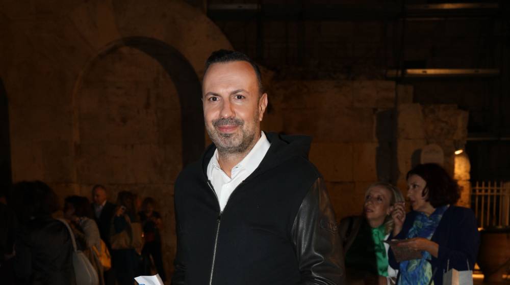 Τάσος Τρύφωνος: Η έξοδος στην Αθήνα με αγαπημένα του πρόσωπα με αφορμή τα γενέθλια του[εικόνες] 