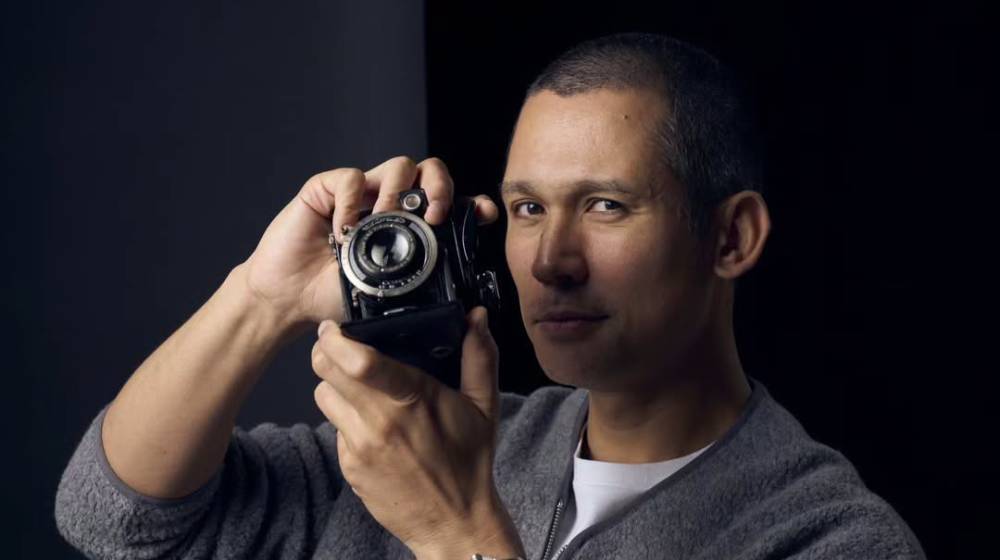 Σωτήρης Κοντιζάς: Χόρεψε παραδοσιακό χορό σε γάμο φίλων του [βίντεο] 