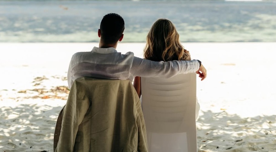 Η Ελληνίδα ηθοποιός μόλις έγινε μαμά για 3η φορά - Η αγκαλιά με τη νεογέννητη [εικόνα]