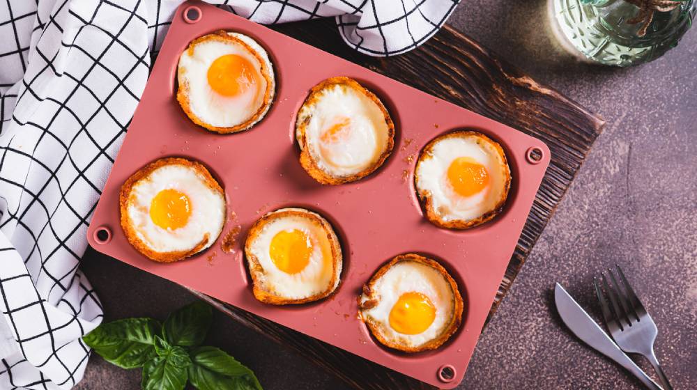 Πώς να φτιάξεις τέλεια ποσέ αυγά σε φόρμες σιλικόνης; 