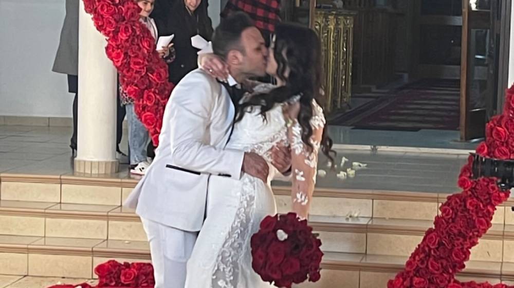 Μιχαέλα Θεοδωρου – Λευτέρης Λειβαδιώτης: Μόλις παντρεύτηκαν [εικόνες & βίντεο]