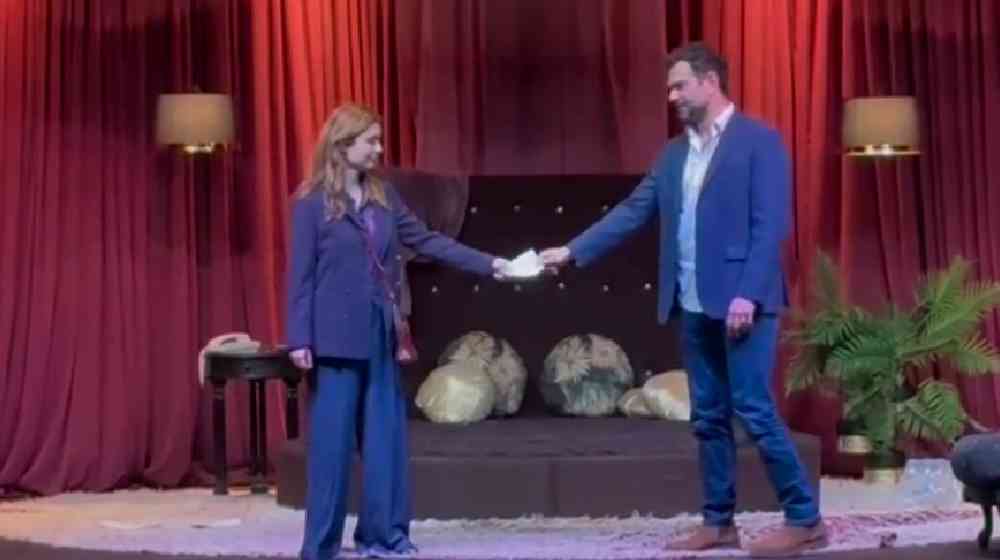 Ματίκα – Ιορδανίδης: Η αστεία αντίδραση τους όταν χτυπούσε κινητό στην παράσταση [βίντεο]