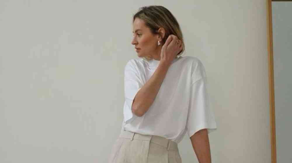 Βρήκαμε στην κυπριακή αγορά λευκό t-shirt κάτω από 20 ευρώ για cool εμφανίσεις 